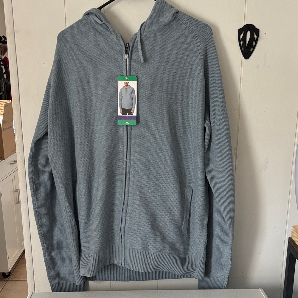 261 - Men's Light Blue / Gray Hooded Sweater - NEW